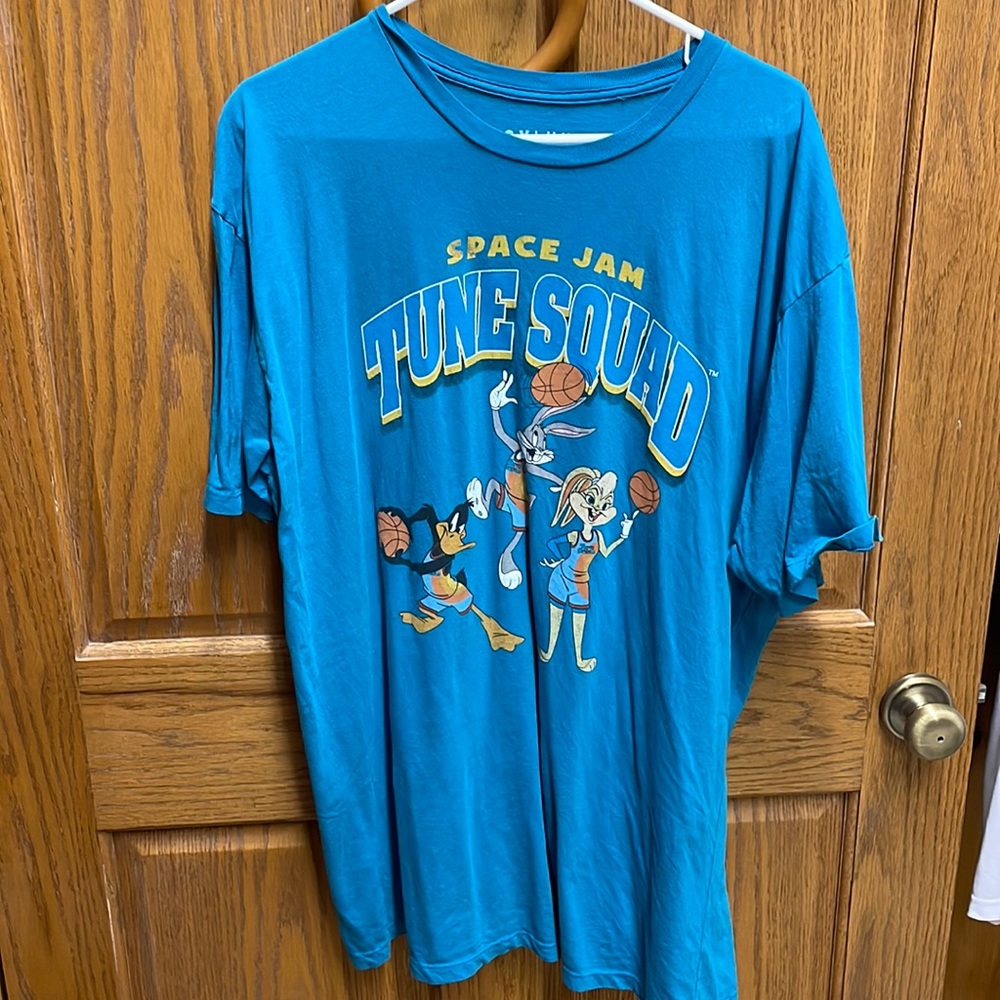 BoxLunch Space jam Tshirt